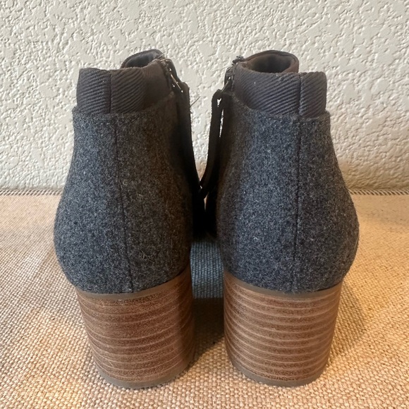 TOMS Gray Suede Loren Ankle Boots - Picture 8 of 12